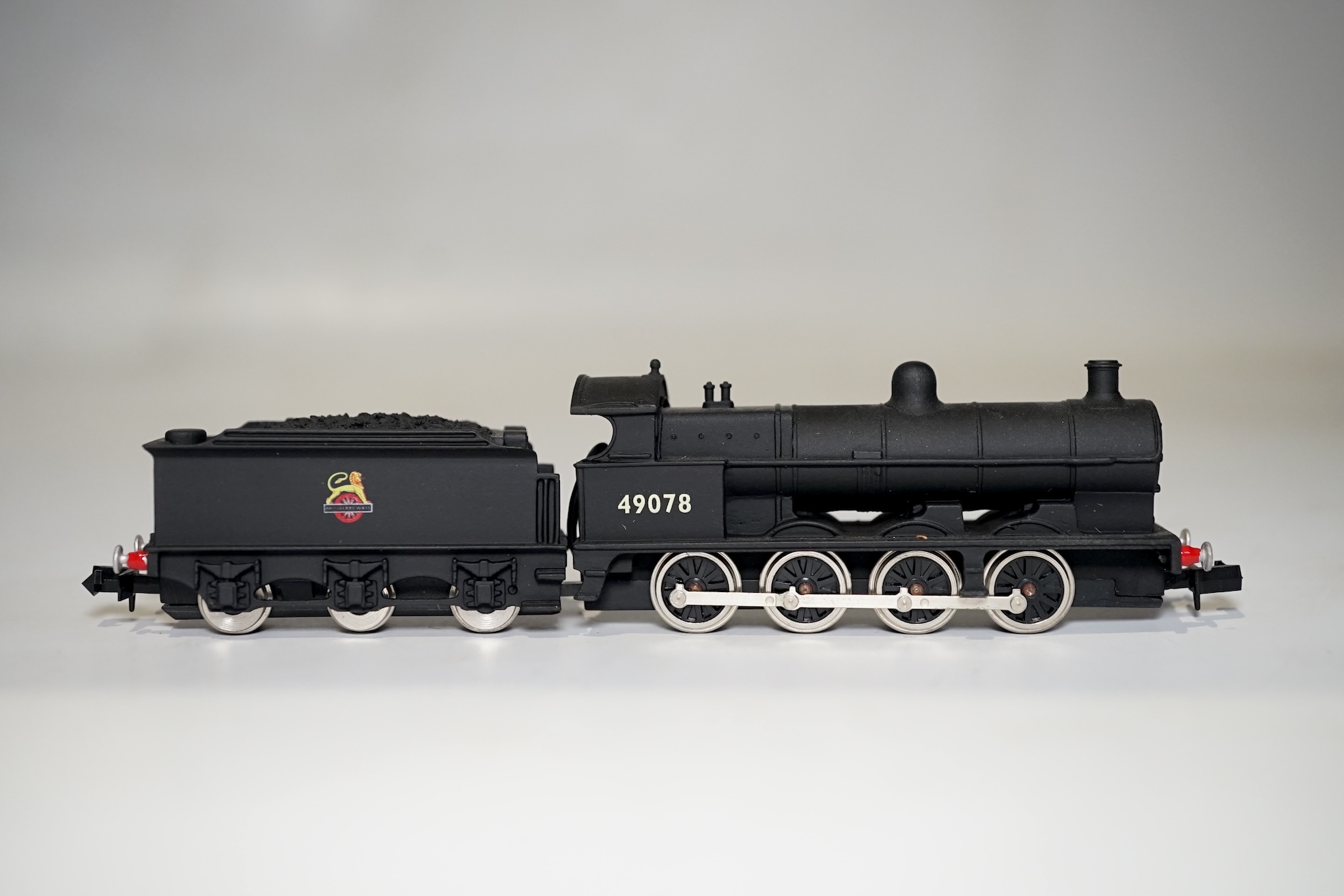 Three boxed Union Mills Models N gauge railway BR locomotives; a Class G2, 49078, a Class D20, 62395, and a Class 2P, 40323. Condition - good.